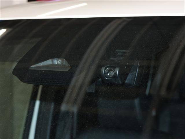 ヴォクシー ハイブリッドＳ－Ｚ　フルセグ　メモリーナビ　ＤＶＤ再生　バックカメラ　衝突被害軽減システム　ＥＴＣ　ドラレコ　両側電動スライド　ＬＥＤヘッドランプ　乗車定員７人　３列シートシートヒーター（5枚目）