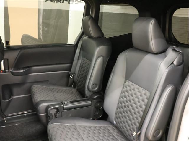 ヴォクシー ハイブリッドＳ－Ｚ　フルセグ　メモリーナビ　ＤＶＤ再生　バックカメラ　衝突被害軽減システム　ＥＴＣ　ドラレコ　両側電動スライド　ＬＥＤヘッドランプ　乗車定員７人　３列シートシートヒーター（15枚目）