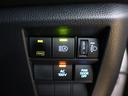 ハイブリッドＳ－Ｚ　フルセグ　メモリーナビ　ＤＶＤ再生　バックカメラ　衝突被害軽減システム　ＥＴＣ　両側電動スライド　ＬＥＤヘッドランプ　乗車定員７人　３列シート（26枚目）