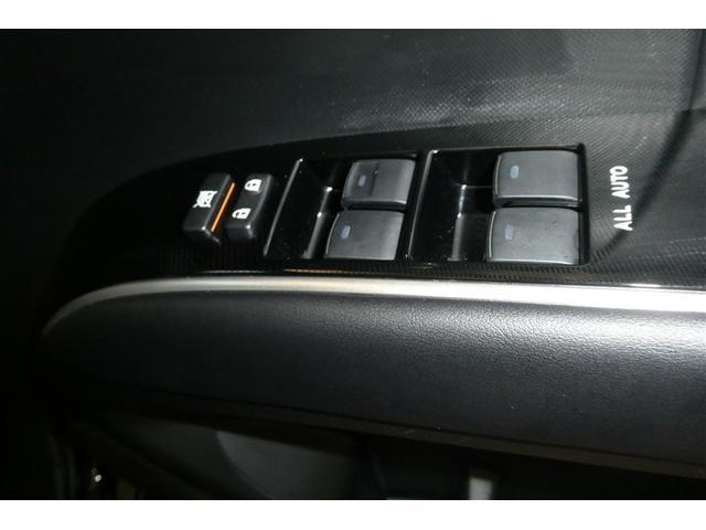 エスティマ アエラス　スマート　衝突被害軽減システム　ＬＥＤヘッドランプ　ＤＶＤ再生可　リアオートエアコン　バックカメラ　両側パワースライドドア　横滑防止装置　ＥＴＣ　メモリーナビ　アルミ　クルーズコントロール　エアバッグ　キーレス（32枚目）