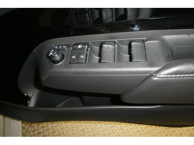 アクア Ｚ　ＬＥＤヘッドライト　スマートキー　１００Ｖ電源　イモビライザー　アルミホイール　オートクルーズコントロール　フルセグＴＶ　エアコン　ＥＳＣ　ナビ＆ＴＶ　カーテンエアバッグ　ＥＴＣ　キーレス　ＡＢＳ（30枚目）