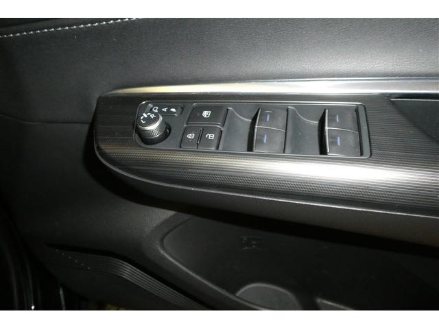 ハリアー Ｇ　衝突回避ブレーキ　ＡＵＸ接続　セキュリティーアラーム　ＡＡＣ　バックモニタ－　横滑防止装置　ＬＥＤランプ　スマキー　キーフリー　ＡＷ　ＥＴＣ車載器　ＰＳ　パワーウインドウ　ナビ　パワ－シ－ト　ＡＢＳ（31枚目）