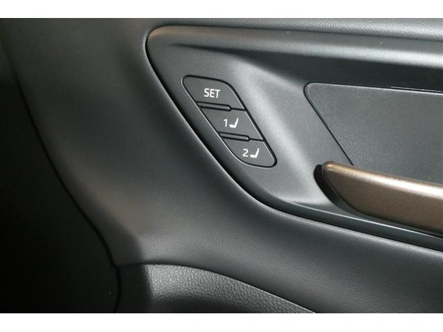 クラウンスポーツ Z AWD フルセグテレビ ETC車載器 TVナビ クルコン 横滑り防止装置 エアバッグ 本革 AC100V ミュージックプレイヤー接続可 メモリナビ ドラレコ キーレス 盗難防止装置 ABS アルミ(31枚目)