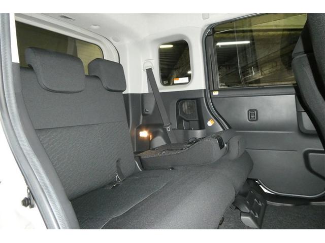 ルーミー G S フルオートエアコン TVナビ オートクルーズ LEDライト イモビライザー フルフラットシート フルセグテレビ ウォークスルー DVD再生可 スマキー 横滑り防止装置 メモリナビ Wエアバック ABS(17枚目)