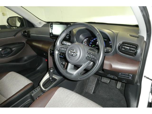 ヤリスクロス ハイブリッドZ インテリジェントキー アルミホイル LEDライト リアカメラ クルーズコントロール 横滑り防止システム TV 電動シ-ト パワステ オートエアコン キーフリー イモビライザ ETC付き エアバッグ(10枚目)