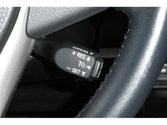 エスクァイア Gi LEDヘッドライト アルミ 両側パワースライドドア リアオートエアコン クルコン DVD ETC車載器 横滑防止装置 エアバッグ 助手席エアバッグ 4WD ABS キーフリー 3列シート ナビ&TV(32枚目)