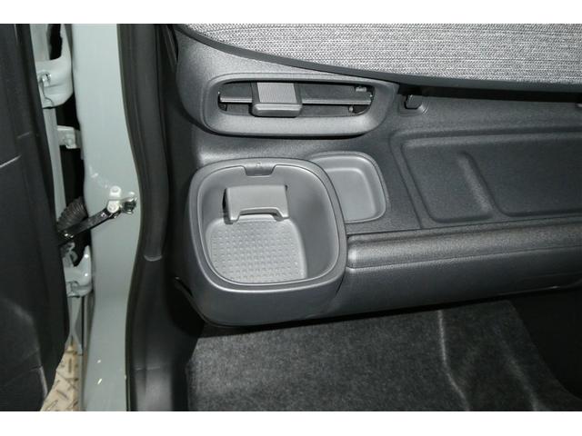 シエンタ Z W電動ドア イモビ クルーズC LEDヘッドランプ ETC Sキー 横滑り防止機能 メモリーナビ パワーウィンドウ エアバック ABS ドラレコ カーテンエアバック ウォークスルー オートエアコン(33枚目)