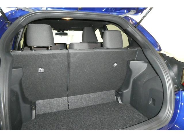 ヤリス ハイブリッドG アルミホイール サイドエアバッグ スマートキ ナビ Bモニター ETC車載器 横滑り防止装置 クルコン セキュリティアラーム メディアプレイヤー接続 パワステ メモリーナビゲーション キーフリー(10枚目)