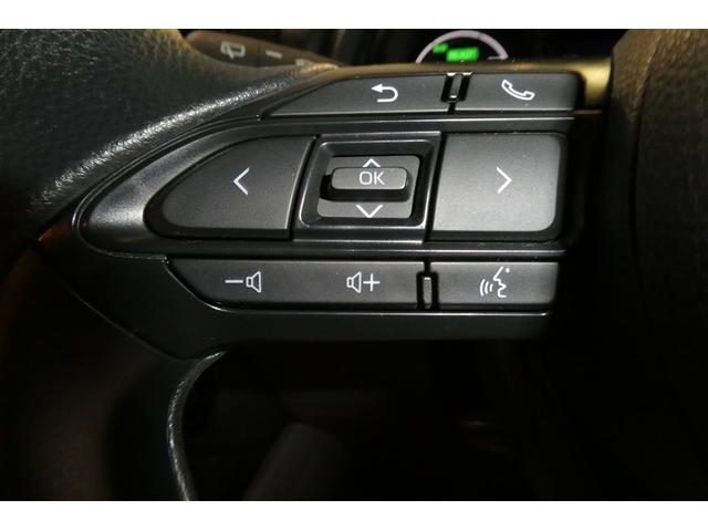 ヤリス ハイブリッドG アルミホイール サイドエアバッグ スマートキ ナビ Bモニター ETC車載器 横滑り防止装置 クルコン セキュリティアラーム メディアプレイヤー接続 パワステ メモリーナビゲーション キーフリー(21枚目)
