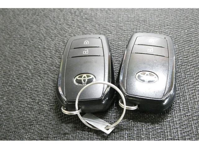 ヤリス ハイブリッドG アルミホイール サイドエアバッグ スマートキ ナビ Bモニター ETC車載器 横滑り防止装置 クルコン セキュリティアラーム メディアプレイヤー接続 パワステ メモリーナビゲーション キーフリー(37枚目)