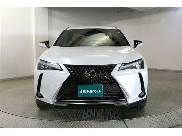 ＵＸ ＵＸ２００　バージョンＬ　ミュージックプレイヤー接続可　本革　衝突被害軽減ブレーキ　オートクルーズコントロール　パワーシート　オートエアコン　アルミホイール　メモリーナビ　Ｂカメラ　ＬＥＤ　ＥＴＣ　キーレス　スマートキー（2枚目）