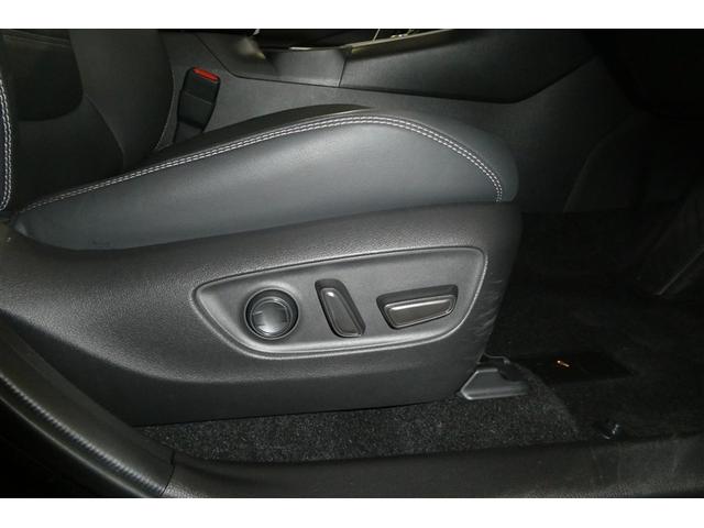 ＲＡＶ４ ハイブリッドＧ　衝突被害軽減装置　パノラマサンルーフ　ＡＣ１００Ｖ電源　バックモニター　地デジＴＶ　ＬＥＤヘッドライト　スマキー　電動シ－ト　ＡＷＤ　ＴＶナビ　パワステ　横滑り防止装置　クルコン　ＡＡＣ　エアバッグ（32枚目）