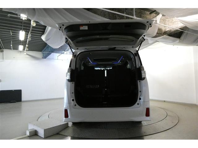 ヴェルファイア ２．５Ｚ　アルミホイル　地デジ　エアロ　Ｂカメラ　ダブルエアコン　ＬＥＤライト　横滑り防止装置付き　ムーンルーフ　フルフラット　スマートエントリー　ＥＴＣ　ＤＶＤ　キーレスエントリー　ＡＡＣ　メモリーナビ（9枚目）