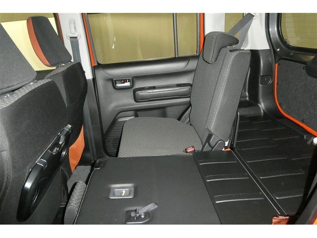 こちらは後部座席です！シート倒した状態です。