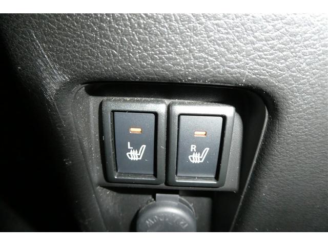 シートヒーター付きです。寒い日も快適なドライブが楽しめます♪