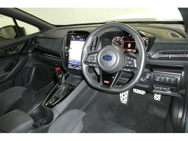 レヴォーグ ＳＴＩスポーツシャープ　アルミホイール　４ＷＤ　パワーシート　ナビＴＶ　フルオートエアコン　メモリーナビ　リヤカメラ　衝突被害軽減　スマートキー　ＥＴＣ　ＬＥＤヘッドライト　オートクルーズコントロール　フルセグＴＶ（9枚目）