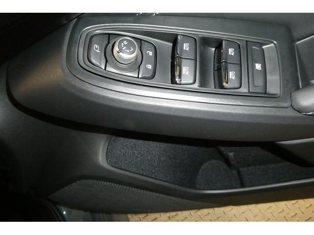 レヴォーグ ＳＴＩスポーツシャープ　アルミホイール　４ＷＤ　パワーシート　ナビＴＶ　フルオートエアコン　メモリーナビ　リヤカメラ　衝突被害軽減　スマートキー　ＥＴＣ　ＬＥＤヘッドライト　オートクルーズコントロール　フルセグＴＶ（26枚目）