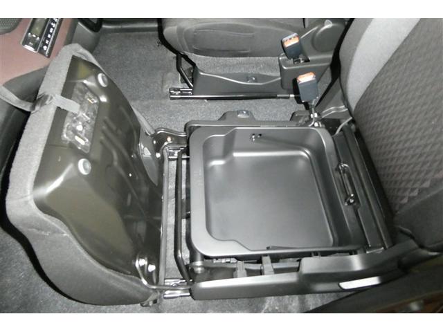 ソリオバンディット ハイブリッドＭＶ　エアロ　Ｂモニター　ウォークスルー　ＬＥＤランプ　クルコン　イモビライザー　Ｗエアバック　スマキー　サイドエアＢ　フルセグＴＶ　オートエアコン　ＤＶＤ再生　フルフラット　ＥＴＣ　アルミホイール　ＡＢＳ（12枚目）