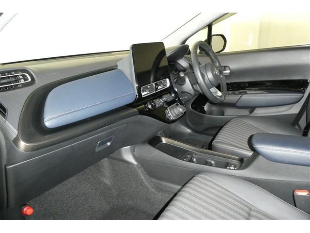 アクア Ｚ　ＬＥＤヘッドライト　スマートキー　１００Ｖ電源　イモビライザー　アルミホイール　オートクルーズコントロール　エアコン　ＥＳＣ　ナビ　カーテンエアバッグ　ＥＴＣ　キーレス　パワーウインドウ　ＡＢＳ（12枚目）