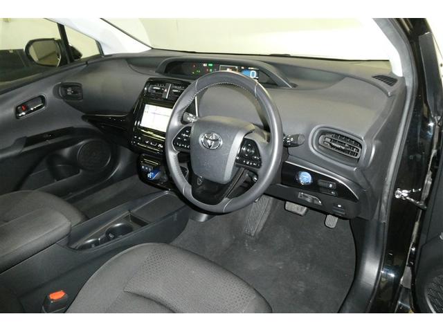 プリウス Ｓ　ＤＶＤ再生機能　ＥＳＣ　スマートキ－　地デジ　メモリーナビゲーション　ＬＥＤヘッドライト　ＥＴＣ車載器　フルオートエアコン　クルーズコントロール　エアバッグ　イモビ　パワーウインドウ　ＰＳ　ＴＶナビ（10枚目）