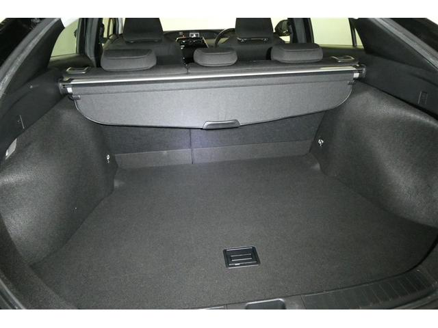 プリウス Ｓ　ＤＶＤ再生機能　ＥＳＣ　スマートキ－　地デジ　メモリーナビゲーション　ＬＥＤヘッドライト　ＥＴＣ車載器　フルオートエアコン　クルーズコントロール　エアバッグ　イモビ　パワーウインドウ　ＰＳ　ＴＶナビ（14枚目）