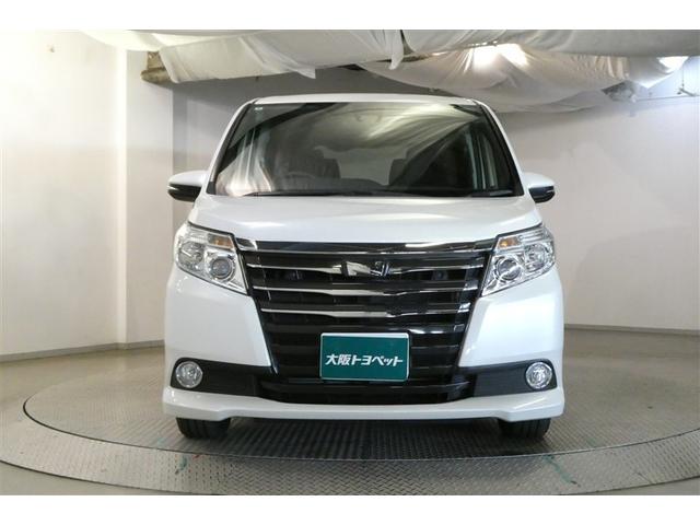 ノア Ｇ　ＬＥＤライト　ＴＳＳ　両側ＰＳＤ　ＥＴＣ車載器　オートエアコン　デュアルエアバック　ナビＴＶ　エアバッグ　ＤＶＤ再生　キーレス　アルミホイール　盗難防止装置　メモリーナビ　横滑り防止　ＡＢＳ　４ＷＤ（2枚目）