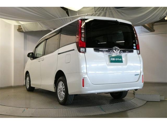 ノア Ｇ　ＬＥＤライト　ＴＳＳ　両側ＰＳＤ　ＥＴＣ車載器　オートエアコン　デュアルエアバック　ナビＴＶ　エアバッグ　ＤＶＤ再生　キーレス　アルミホイール　盗難防止装置　メモリーナビ　横滑り防止　ＡＢＳ　４ＷＤ（7枚目）