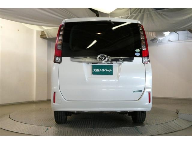 ノア Ｇ　ＬＥＤライト　ＴＳＳ　両側ＰＳＤ　ＥＴＣ車載器　オートエアコン　デュアルエアバック　ナビＴＶ　エアバッグ　ＤＶＤ再生　キーレス　アルミホイール　盗難防止装置　メモリーナビ　横滑り防止　ＡＢＳ　４ＷＤ（8枚目）