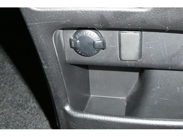 ノア Ｇ　ＬＥＤライト　ＴＳＳ　両側ＰＳＤ　ＥＴＣ車載器　オートエアコン　デュアルエアバック　ナビＴＶ　エアバッグ　ＤＶＤ再生　キーレス　アルミホイール　盗難防止装置　メモリーナビ　横滑り防止　ＡＢＳ　４ＷＤ（29枚目）