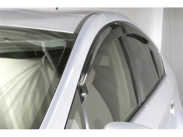 プリウス Ｓマイコーデ　カラーバックモニター　エアコン　ＥＳＣ　キーフリーシステム　アルミホイール　ＤＶＤ再生　ＰＳ　地デジ　ドライブレコーダー　カーテンエアバッグ　エアバッグ　ＡＢＳ　ＰＷ　メモリナビ　スマ－トキ－（33枚目）