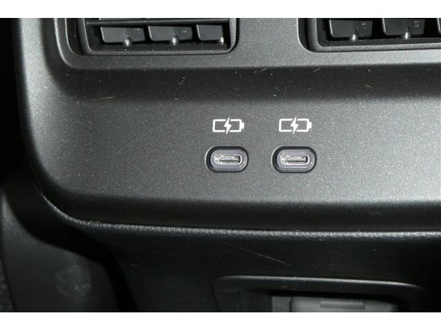 クラウンクロスオーバー Ｇアドバンスド・レザーパッケージ　ＴＳＳ　レザー　フルセグＴＶ　ナビＴＶ　パワーシート　ＬＥＤヘッドライト　クルーズコントロール　Ｂカメラ　ドライブレコーダ　オートエアコン　アルミホイル　ＥＴＣ付　横滑り防止装置　４ＷＤ　盗難防止装置（32枚目）