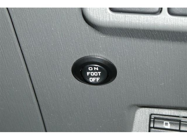 プリウスα Ｇ　チューン　ブラック　地デジ　ＬＥＤヘッドライト　横滑り防止機能　オートエアコン　ＥＴＣ装備　バックカメラ　ナビＴＶ　ＤＶＤ再生　アルミホイール　ＨＤＤナビ　盗難防止装置　オートクルーズコントロール　エアバッグ　ＡＢＳ（27枚目）