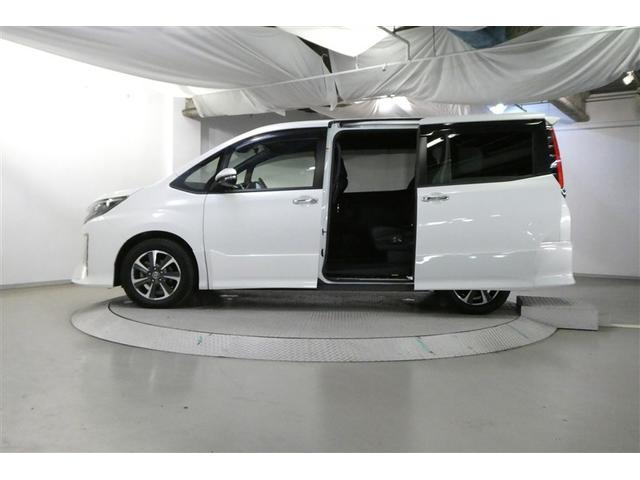 ノア Si ダブルバイビー クルーズC ブレーキサポート エアコン エアロ ウォークスルー LEDライト ナビ&TV 横滑防止装置 WAC アルミホイール パワーウインドウ フルセグ 盗難防止 DVD再生可 メモリーナビ ETC(4枚目)