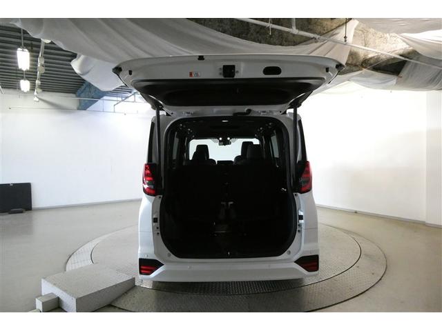 ノア Ｓ－Ｚ　アルミホイール　デュアルエアコン　クルーズコントロール　盗難防止装置　ＬＥＤライト　両側自動ドア　メモリーナビ　キーレス　横滑り防止　ナビＴＶ　三列シート　ＤＶＤ再生　ミュージックプレイヤー接続可（9枚目）