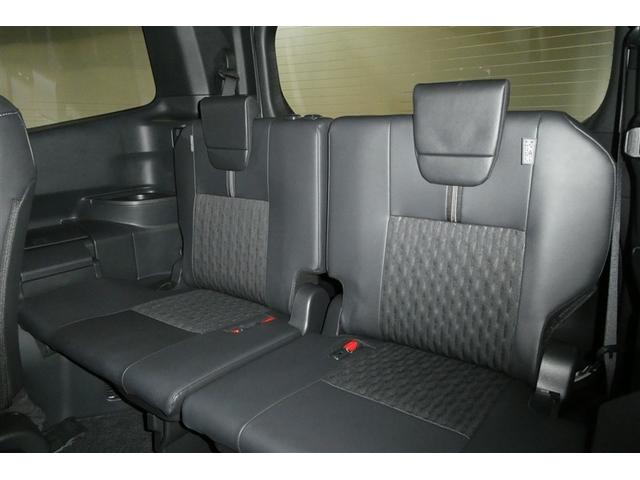 ノア Ｓ－Ｚ　アルミホイール　デュアルエアコン　クルーズコントロール　盗難防止装置　ＬＥＤライト　両側自動ドア　メモリーナビ　キーレス　横滑り防止　ナビＴＶ　三列シート　ＤＶＤ再生　ミュージックプレイヤー接続可（14枚目）