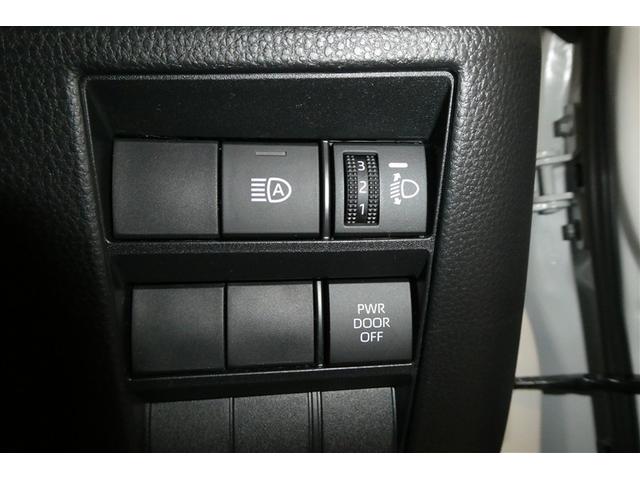 ノア Ｓ－Ｚ　アルミホイール　デュアルエアコン　クルーズコントロール　盗難防止装置　ＬＥＤライト　両側自動ドア　メモリーナビ　キーレス　横滑り防止　ナビＴＶ　三列シート　ＤＶＤ再生　ミュージックプレイヤー接続可（20枚目）