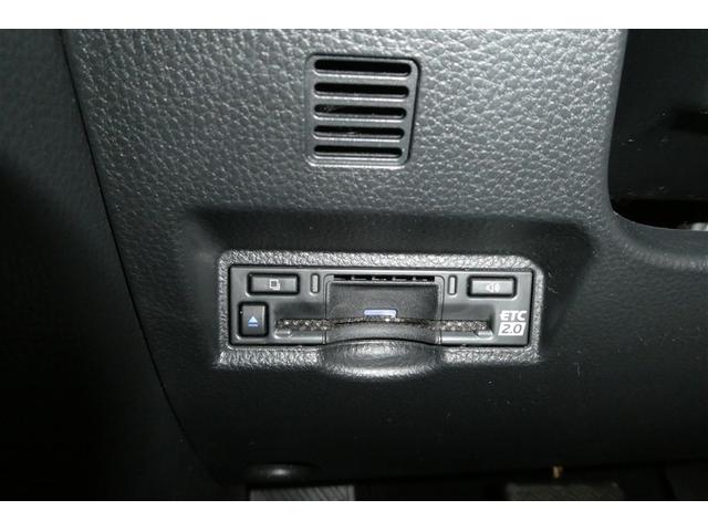 ノア Ｓ－Ｚ　アルミホイール　デュアルエアコン　クルーズコントロール　盗難防止装置　ＬＥＤライト　両側自動ドア　メモリーナビ　キーレス　横滑り防止　ナビＴＶ　三列シート　ＤＶＤ再生　ミュージックプレイヤー接続可（23枚目）