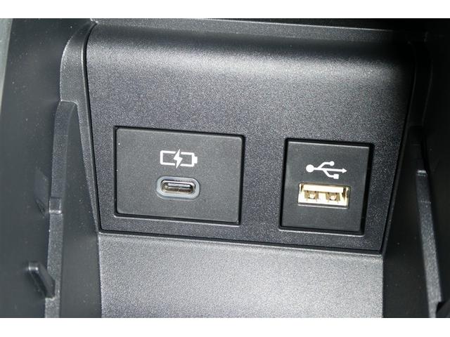 ノア Ｓ－Ｚ　アルミホイール　デュアルエアコン　クルーズコントロール　盗難防止装置　ＬＥＤライト　両側自動ドア　メモリーナビ　キーレス　横滑り防止　ナビＴＶ　三列シート　ＤＶＤ再生　ミュージックプレイヤー接続可（32枚目）