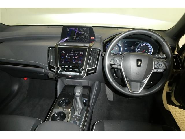 クラウンハイブリッド ＲＳアドバンス　地デジ　衝突被害軽減装置　エアロ　黒革シート　ＬＥＤヘットライト　後カメラ　クルコン　ＡＣ　Ｐシート　エアバッグ　ナビＴＶ　セキュリティーアラーム　１００Ｖ充電　キーフリー　スマートキ　メモリナビ（16枚目）