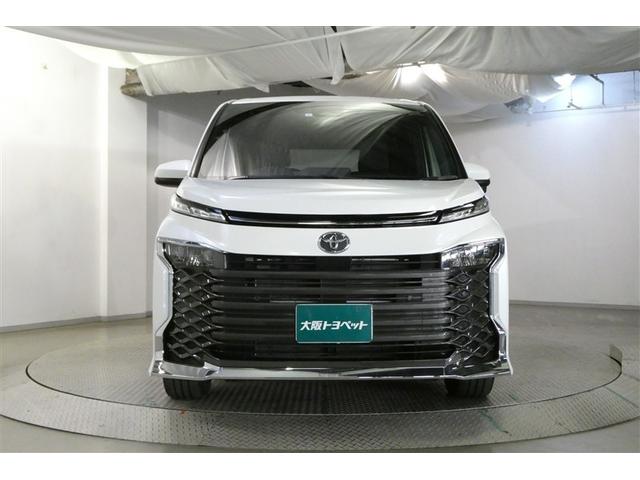 ヴォクシー Ｓ－Ｇ　リアクーラー　両側Ｐスライドドア　寒冷地　横滑防止　衝突回避システム　Ｂカメラ　アルミホイール　ＬＥＤ　３列シート　ＤＶＤ再生　フルセグＴＶ　ミュージックプレイヤー接続可　エアコン　ＥＴＣ　４ＷＤ（2枚目）