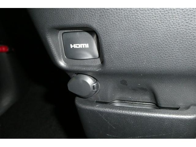 ヴォクシー Ｓ－Ｇ　リアクーラー　両側Ｐスライドドア　寒冷地　横滑防止　衝突回避システム　Ｂカメラ　アルミホイール　ＬＥＤ　３列シート　ＤＶＤ再生　フルセグＴＶ　ミュージックプレイヤー接続可　エアコン　ＥＴＣ　４ＷＤ（26枚目）