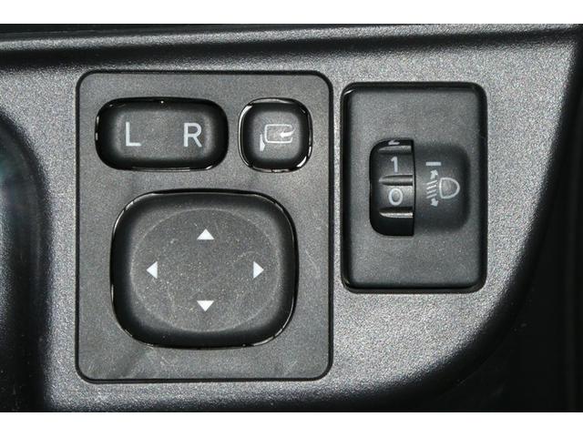 アクア クロスオーバー　Ｂカメラ　イモビライザー　ナビＴＶ　エアコン　ＥＳＣ　アルミホイール　キーフリー　ワンセグ　ＥＴＣ　パワーステアリング　パワーウィンドウ　メモリーナビ　ＡＢＳ　スマ－トキ－　前後ブレーキサポート（25枚目）