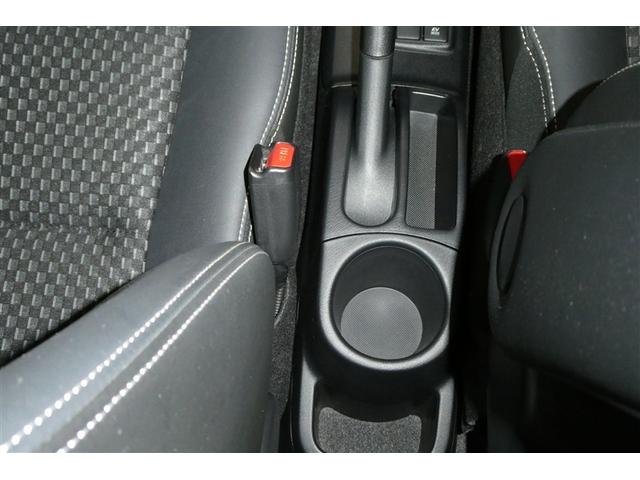 アクア クロスオーバー　Ｂカメラ　イモビライザー　ナビＴＶ　エアコン　ＥＳＣ　アルミホイール　キーフリー　ワンセグ　ＥＴＣ　パワーステアリング　パワーウィンドウ　メモリーナビ　ＡＢＳ　スマ－トキ－　前後ブレーキサポート（29枚目）