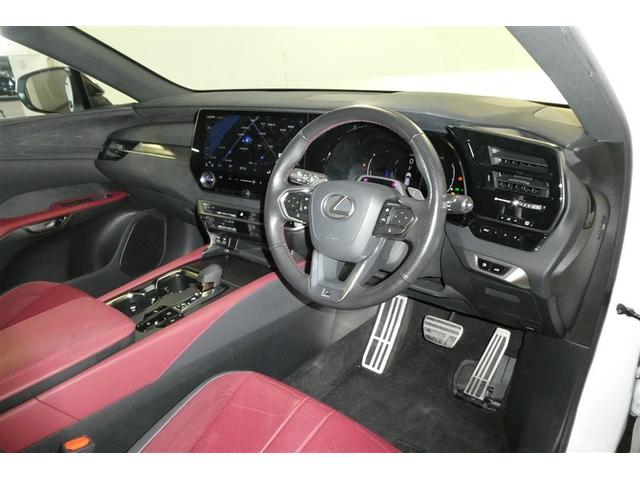 ＲＸ ＲＸ５００ｈ　Ｆスポーツパフォーマンス　プリクラッシュセーフティ　フルセグテレビ　Ｂカメラ　ＬＥＤ　エアコン　レザーシート　ＡＷ　ミュージックプレイヤー接続可　ＥＴＣ　オートクルーズ　パワーウィンド　インテリキー　盗難防止システム　ナビＴＶ（13枚目）