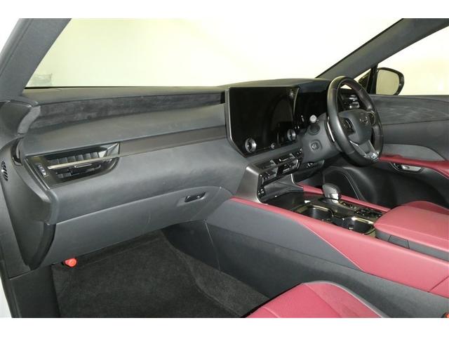 ＲＸ ＲＸ５００ｈ　Ｆスポーツパフォーマンス　プリクラッシュセーフティ　フルセグテレビ　Ｂカメラ　ＬＥＤ　エアコン　レザーシート　ＡＷ　ミュージックプレイヤー接続可　ＥＴＣ　オートクルーズ　パワーウィンド　インテリキー　盗難防止システム　ナビＴＶ（14枚目）