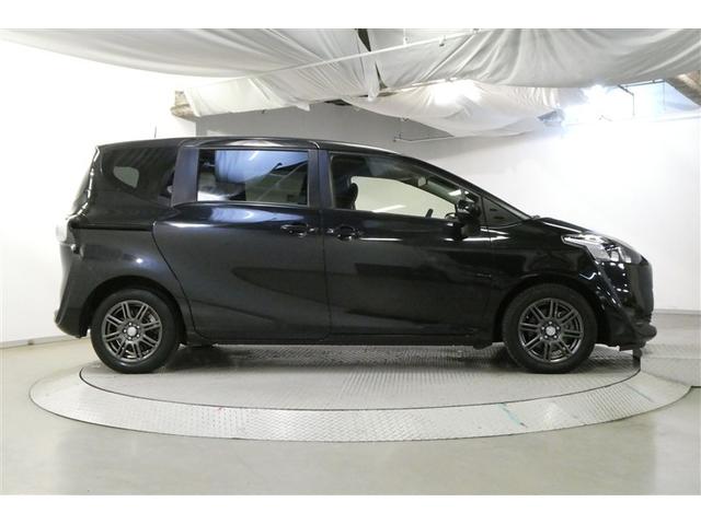 シエンタ Ｇ　ナビ・ＴＶ　スマートキープッシュスタート　アイドリングＳ　リアカメラ　ＨＤＤナビ　ＡＷ　地デジフルセグ　フルオートエアコン　パワーウィンド　ＥＴＣ　運転席エアバック　パワステ　キーフリーシステム　３列（6枚目）