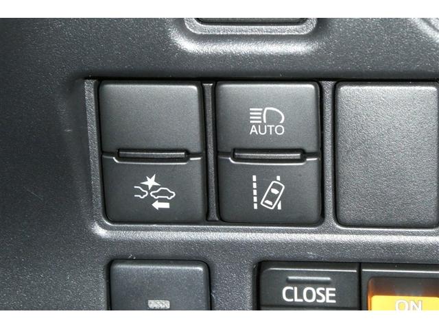 エスクァイア Ｇｉ　プレミアムパッケージ　ブラックテーラード　衝突軽減　盗難防止システム　フルフラット　３列　スマキー　ＤＶＤ再生　ＬＥＤライト　キーフリー　オートクルーズコントロール　アイドリングストップ　横滑り防止機能　エアバッグ　オートエアコン　ＡＢＳ（28枚目）