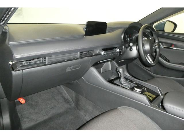 ���ʂ��̂悢��������Ƃ������E�ŁA�N�ł��^�]���₷���ł��B�^�]�̂��₷���͔��ɂ����ɂ��q����܂����