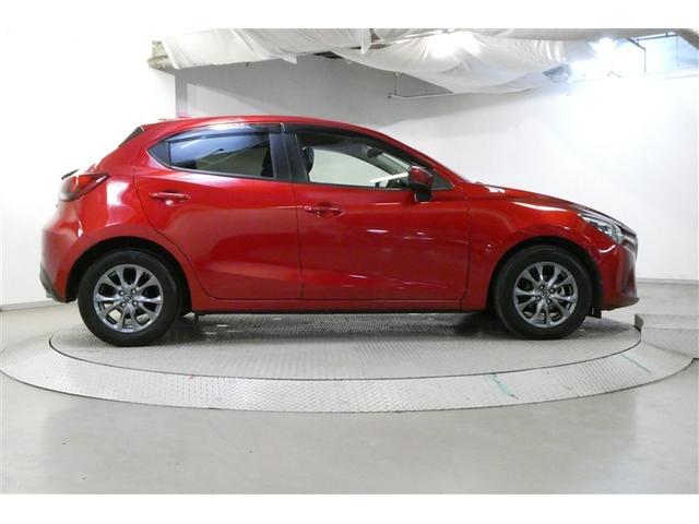 デミオ １３Ｓツーリング　アイドルストップ　サイドエアバッグ　ＡＡＣ　ミュージックプレイヤー接続可　地デジ　ＥＳＣ　アドバンスキー　ナビＴＶ　パワーステアリング　ＬＥＤライト　盗難防止装置　ＥＴＣ　キーレス　メモリーナビ（5枚目）