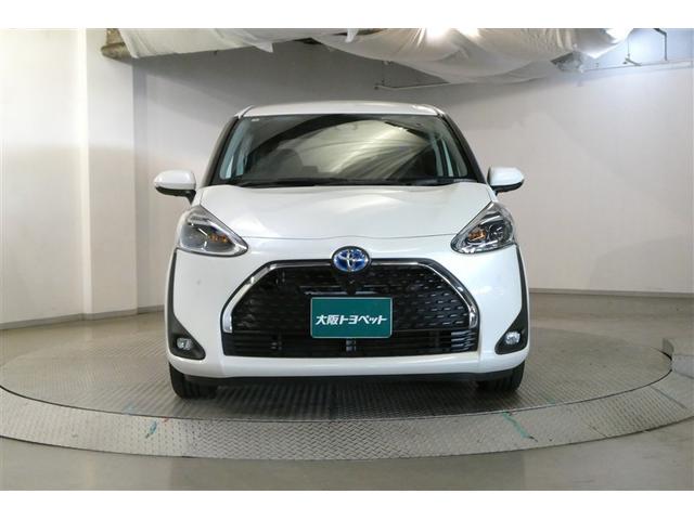 シエンタ ハイブリッドＧ　クエロ　地デジＴＶ　盗難防止　横滑り防止　ＬＥＤライト　クルコン　スマートキー　ＥＴＣ　バックモニタ　ＤＶＤ　オ－トエアコン　メモリ－ナビ　エアバッグ　３列シート　ナビ＆ＴＶ　ＡＢＳ　ウォークスルー（2枚目）